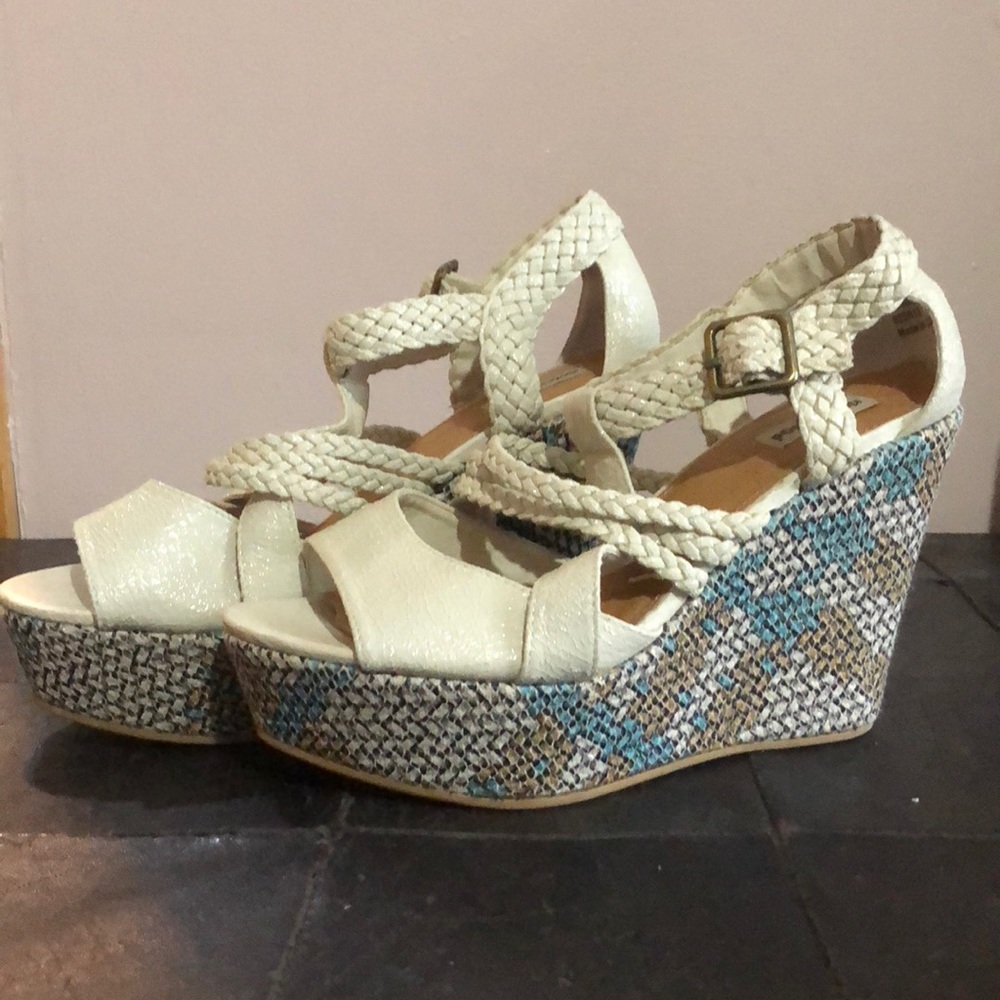 Fun Wedges